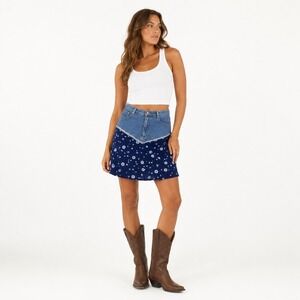 Vintage True Blue Denim Floral Patchwork Skirt Blue Daisy Frayed Size 9/10 Y2K